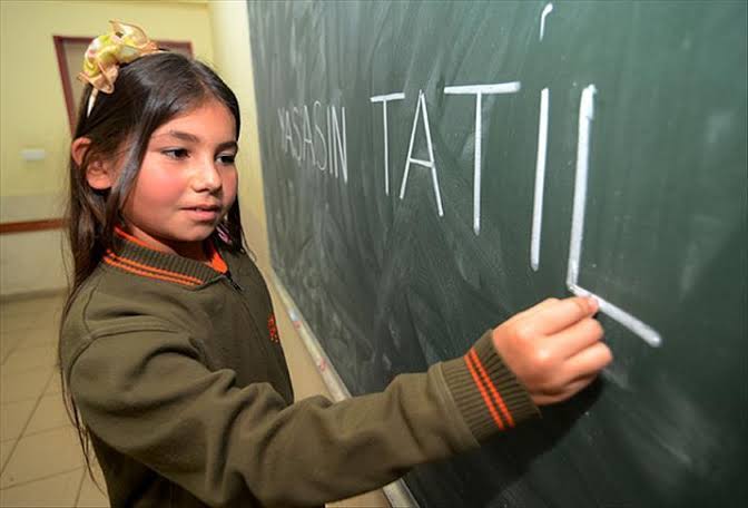 Yaz tatili 4 ay mı olacak? Yaz tatili nezaman başlayacak