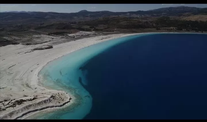 MİLLETVEKİLİ BAYRAM ÖZÇELİK AÇIKLADI. SALDA GÖLÜNE GİRİŞ YASAKLARI KALKTI