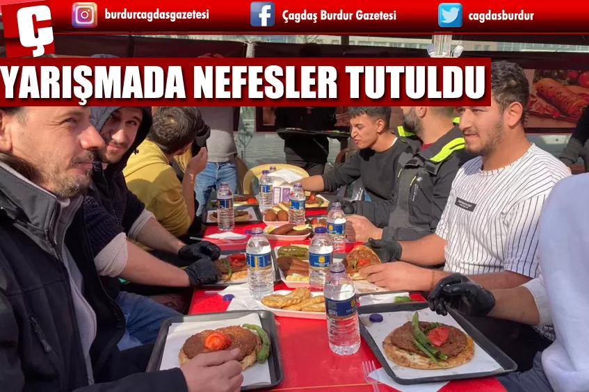 KAĞIT KEBABI YEME YARIŞMASINDA RENKLİ GÖRÜNTÜLER