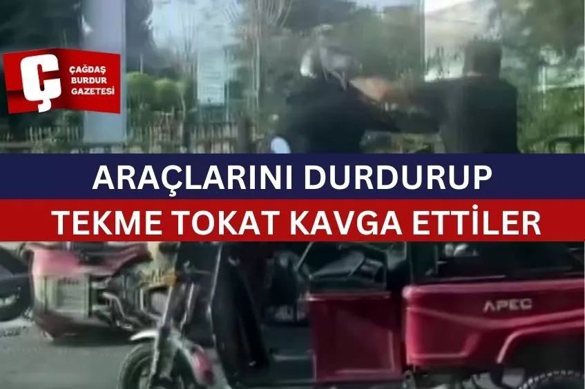 ARAÇLARINI DURDURUP TEKME TOKAT KAVGA ETTİLER