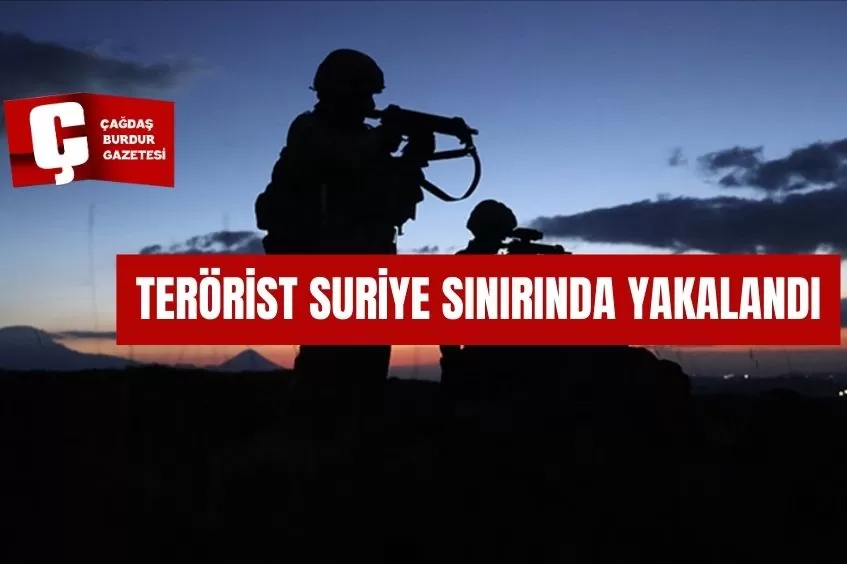 TÜRKİYE'YE GİRMEYE ÇALIŞAN PKK/PYD'Lİ TERÖRİST SURİYE SINIRINDA YAKALANDI
