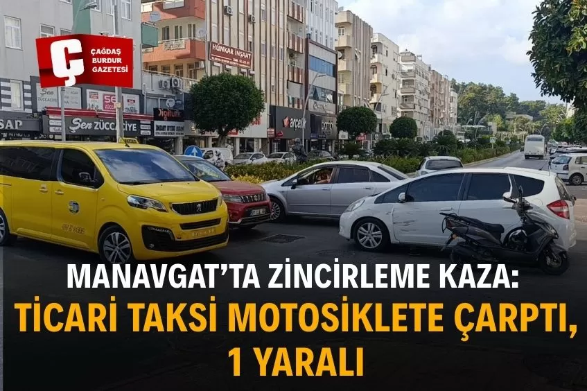 ANTALYA'DA TRAFİK KAMERASINDA KORKU ANLARI: MOTOSİKLET SAVRULARAK OTOMOBİLE ÇARPTI
